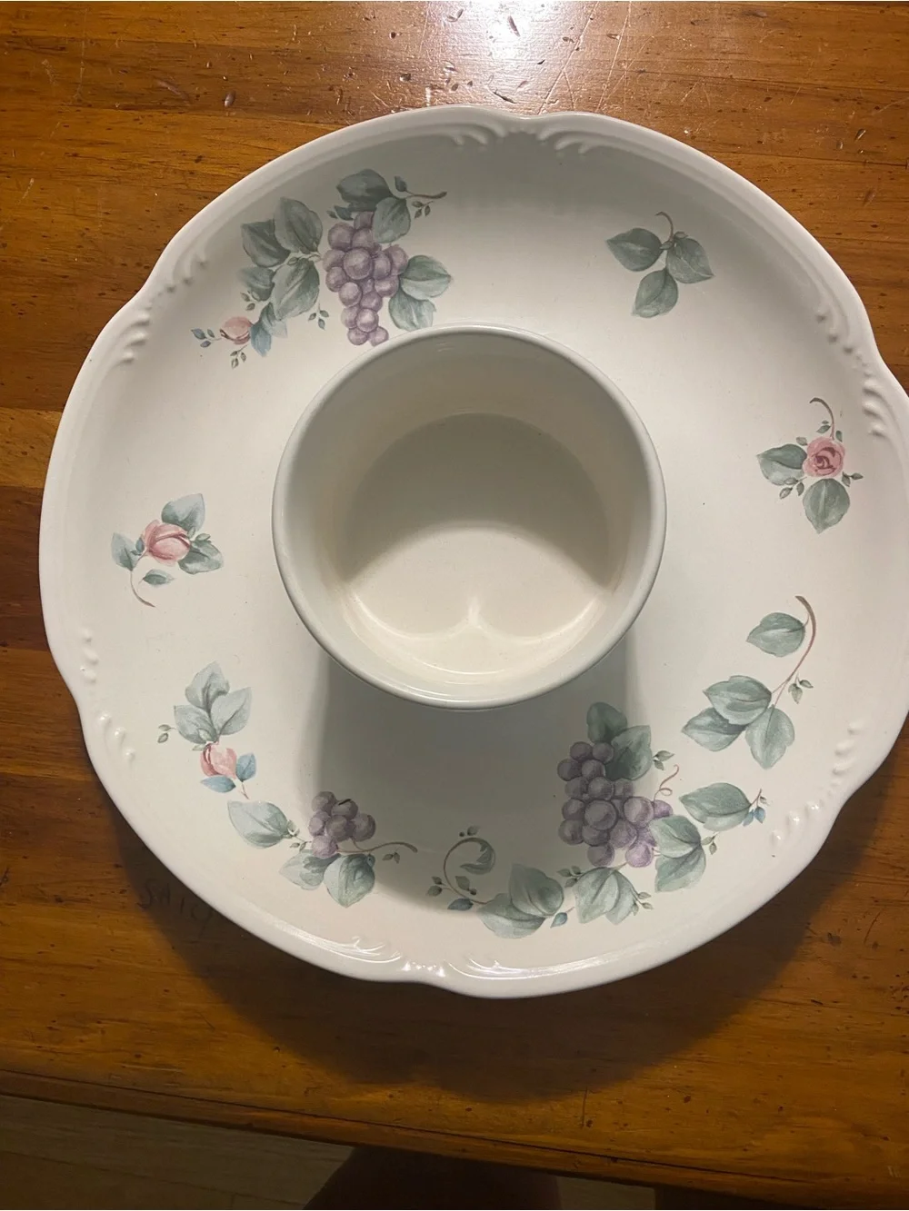Pfaltzgraff Grapevine White Chip & Dip Platter Purple Grape and Pink Rose  12”